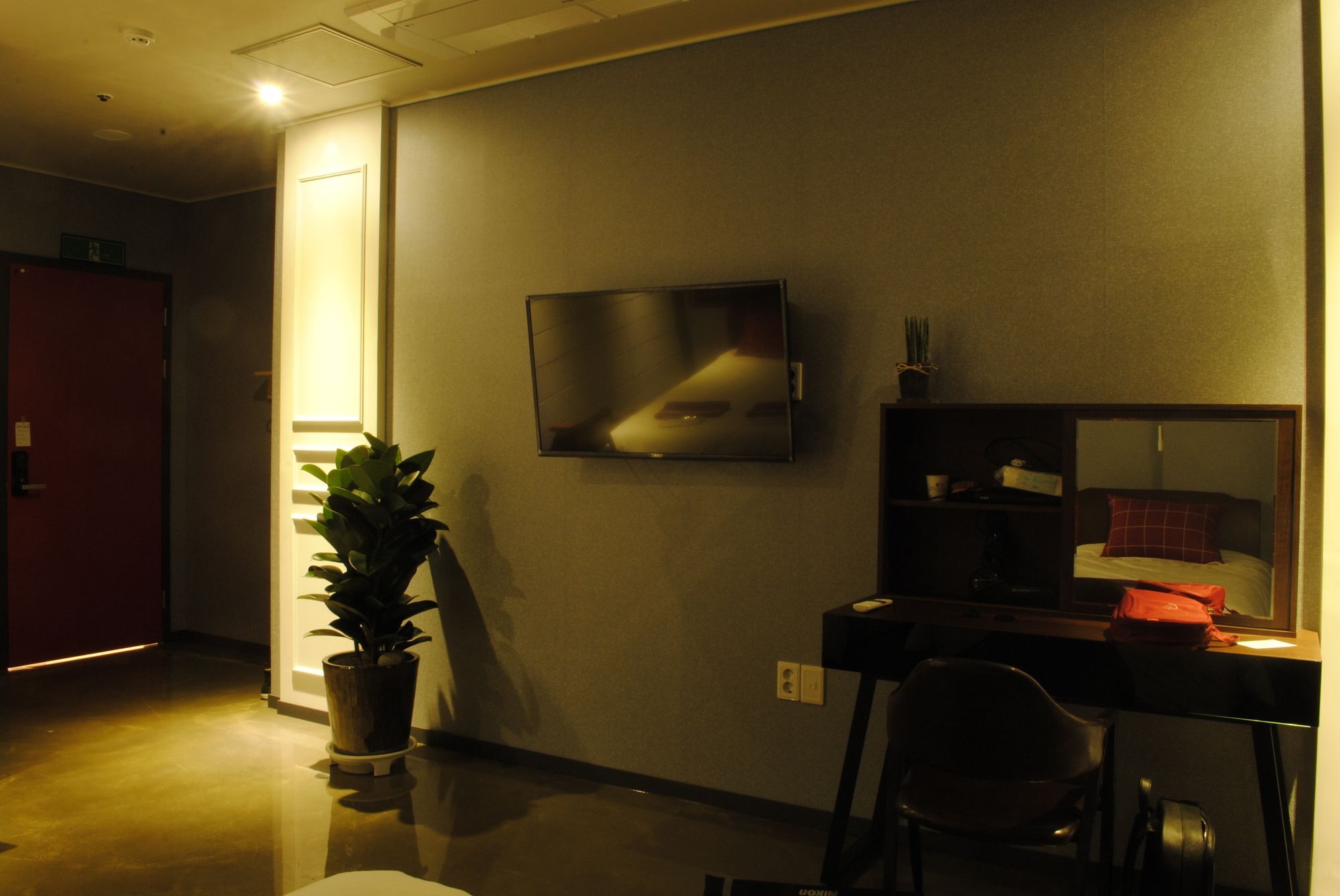 Moondong'S Hostel Busan Exteriör bild