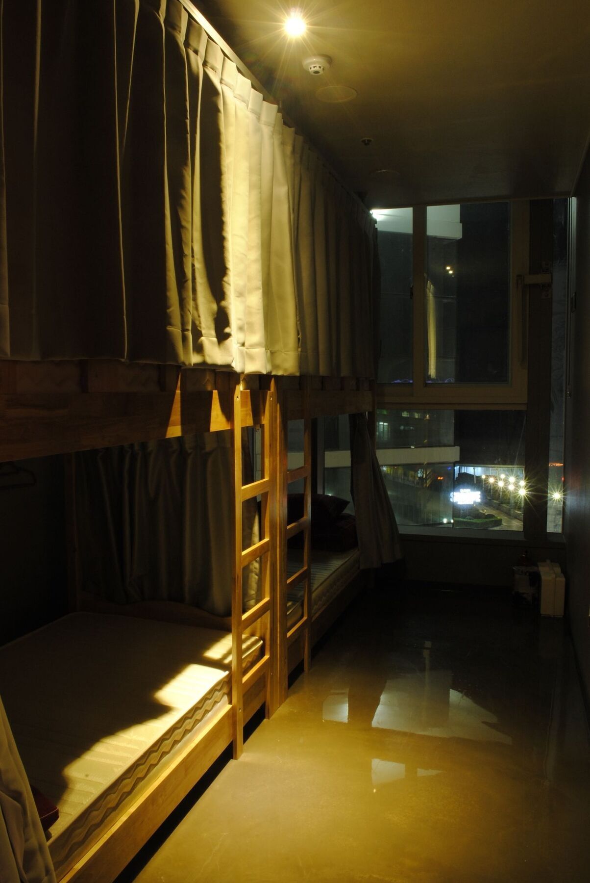 Moondong'S Hostel Busan Exteriör bild